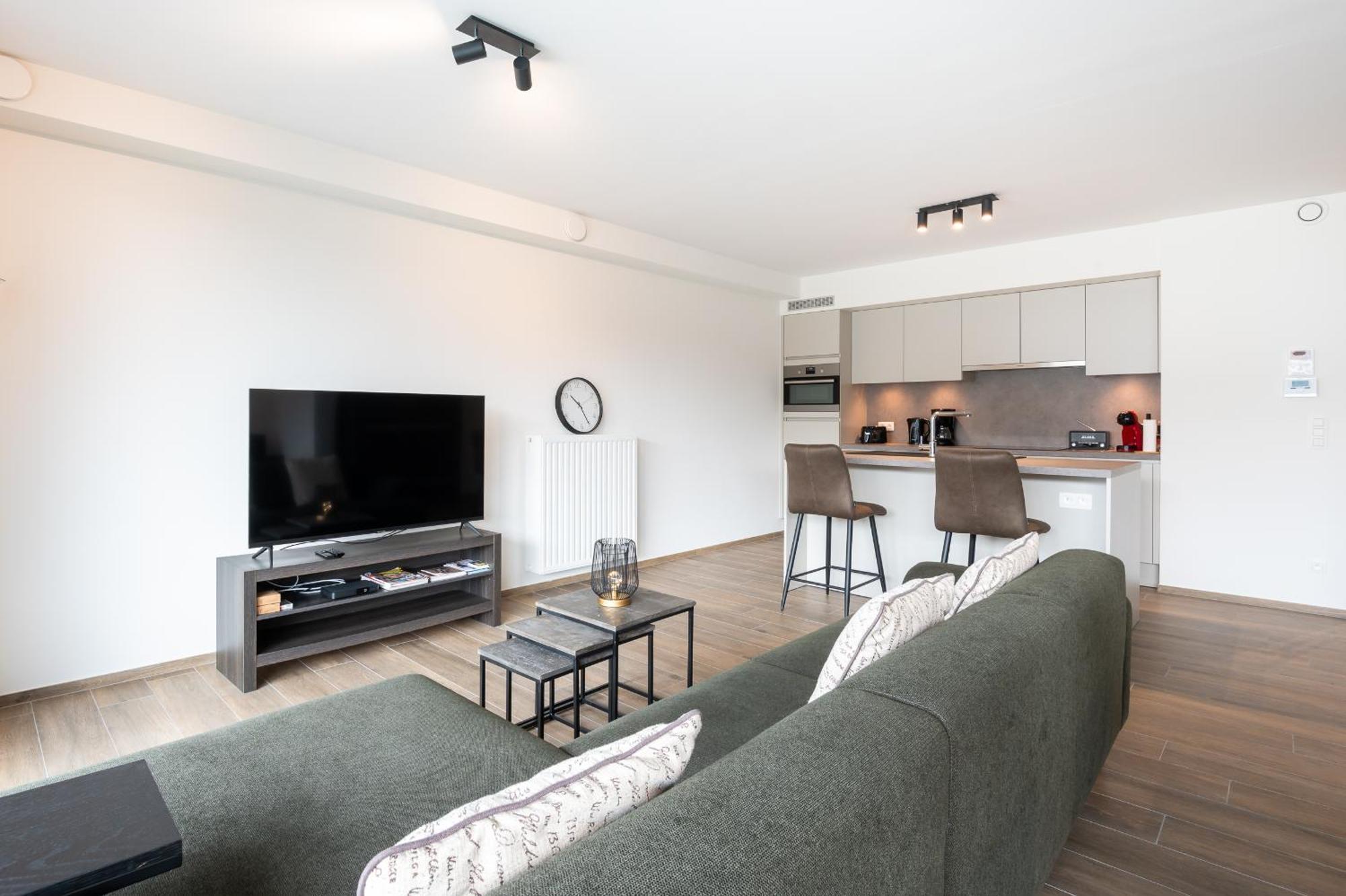 Wonderful New Apartment Close To The Beach Остенде Экстерьер фото
