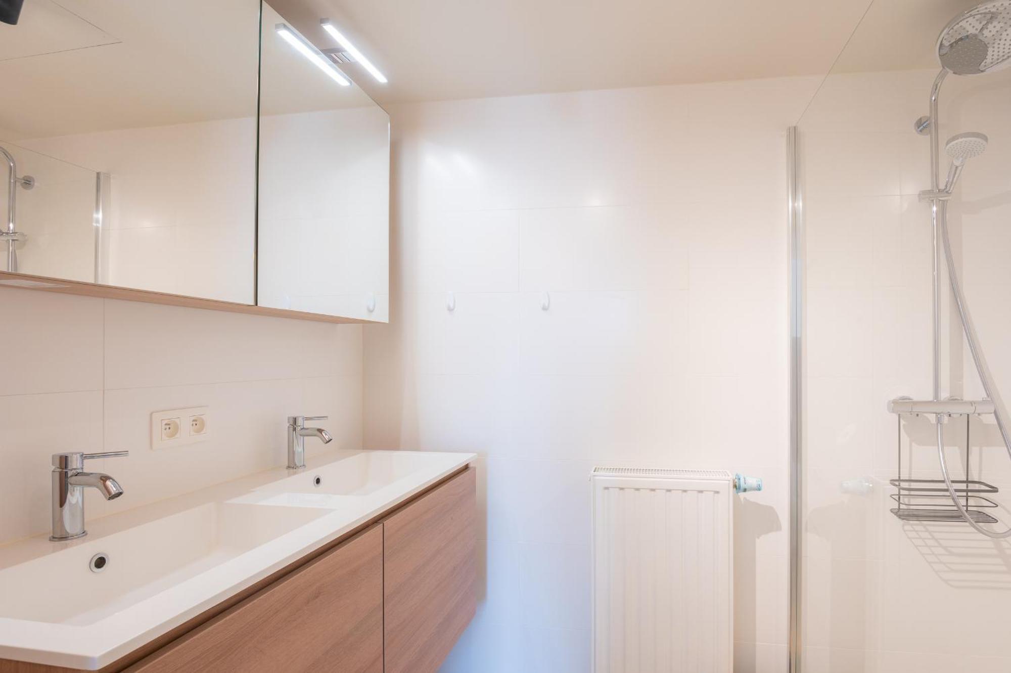 Wonderful New Apartment Close To The Beach Остенде Экстерьер фото